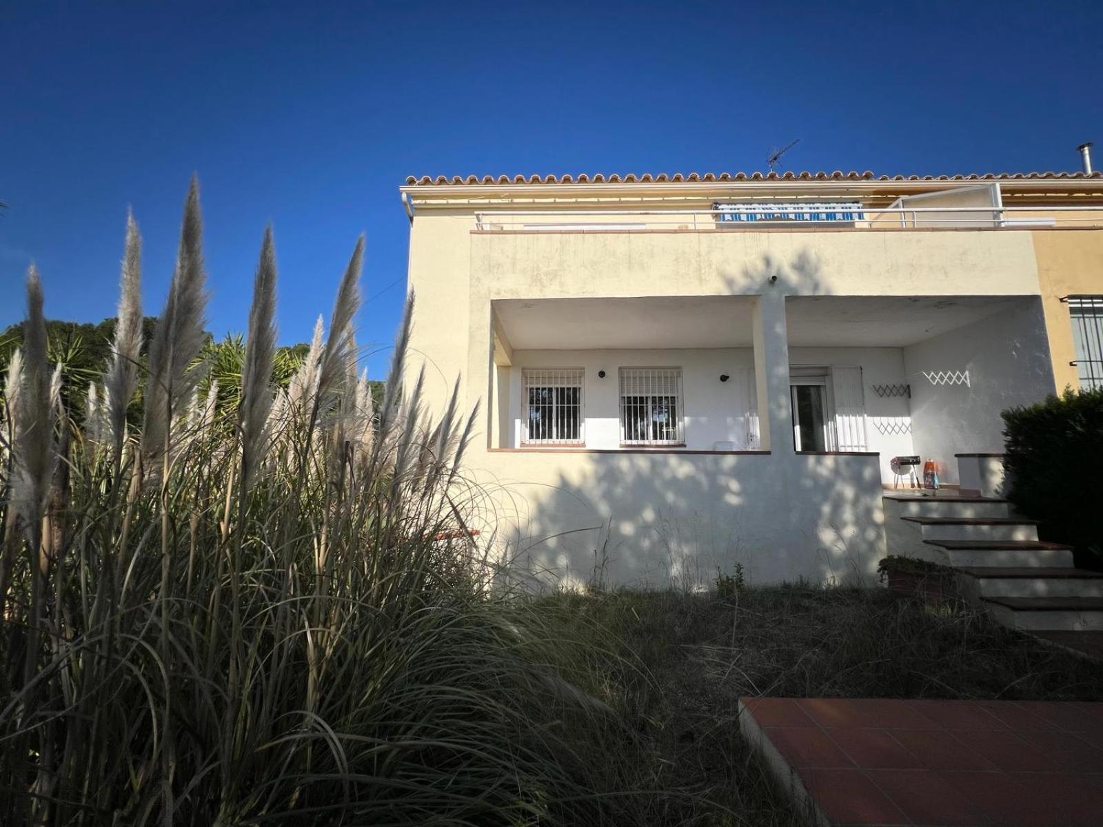 דירות Torroella de Montgrí Casa Buckingham 27B מראה חיצוני תמונה